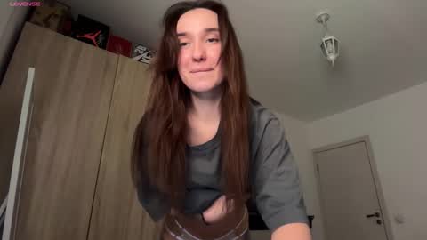 Lina online show from 11-12-25, 10:41