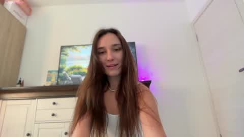 Lina online show from 06-23-26, 09:40