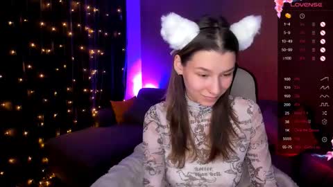 Snapshot of linablossom chatting on 11-12-25, 08:26 Lina online show from 11-12-25, 08:26