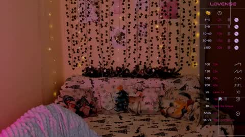 Snapshot of linablossom chatting on 01-07-26, 08:17 Lina online show from 01-07-26, 08:17