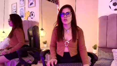 Lina  online show from 07-04-26, 06:58