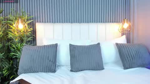Snapshot of linaglam chatting on 11-10-25, 05:12 LinaGlam online show from 11-10-25, 05:12
