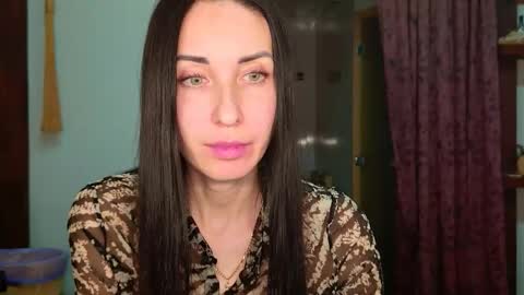 LinaLivee online show from 02-10-26, 07:18