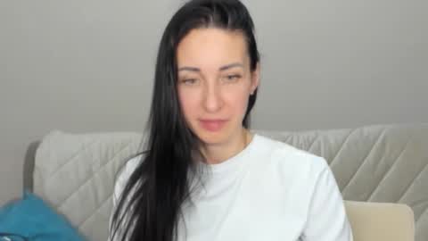 LinaLivee online show from 02-12-26, 06:58