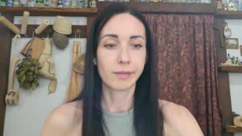 LinaLivee online show from 03-19-26, 06:23