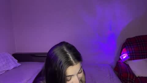 Snapshot of linamurrrr chatting on 12-13-25, 08:36 Nicolas and Lina online show from 12-13-25, 08:36