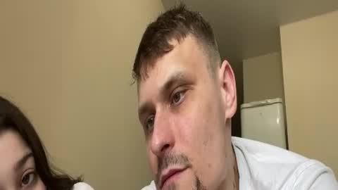 Snapshot of linamurrrr chatting on 04-01-26, 10:05 Nicolas and Lina online show from 04-01-26, 10:05