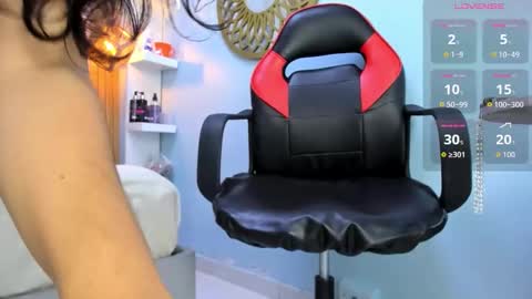 Snapshot of linastark chatting on 10-14-25, 03:18 L I N A online show from 10-14-25, 03:18