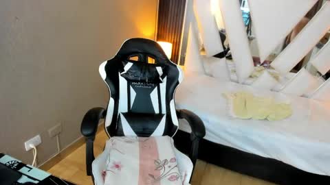  Linda  online show from 05-23-26, 06:34