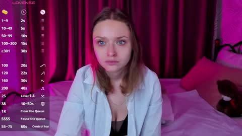 Snapshot of linda__bryant chatting on 12-08-24, 12:40 Linda GMT2 Mon Tu Fri Sa Su 0300am-1000 am online show from 12-08-24, 12:40