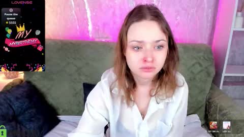 Snapshot of linda__bryant chatting on 02-09-26, 12:47 Linda GMT2 Mon Tu Fri Sa Su 0300am-1000 am online show from 02-09-26, 12:47