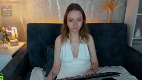 Linda  GMT2 Mon Tu Fri Sa Su  0300am-1000 am online show from 06-22-26, 12:56