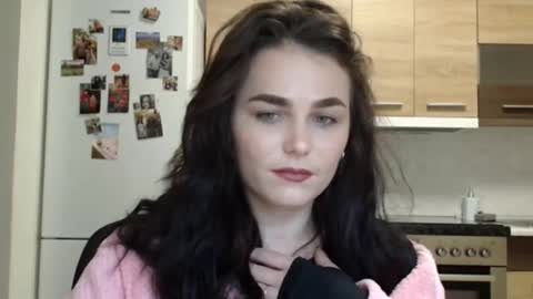 Linda online show from 11-26-25, 08:54