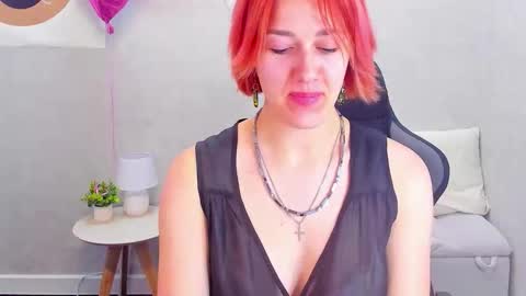 Snapshot of linda_jonys chatting on 02-28-26, 09:43 Linda online show from 02-28-26, 09:43