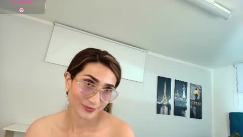 Maria Paula online show from 06-12-26, 11:09