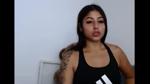 linda      online show from 02-11-26, 01:32