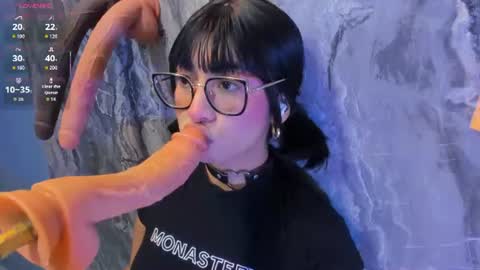 linda_sofi__ online show from 06-30-26, 09:05