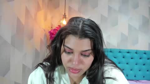    online show from 06-11-26, 06:28