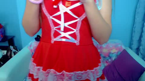 Snapshot of lindaliiii chatting on 01-28-25, 02:43 Linda online show from 01-28-25, 02:43