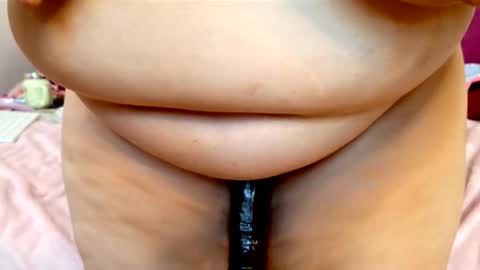 Linda online show from 10-23-25, 05:51