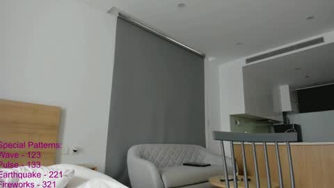 Snapshot of lindamei chatting on 12-02-24, 02:20 lindamei online show from 12-02-24, 02:20