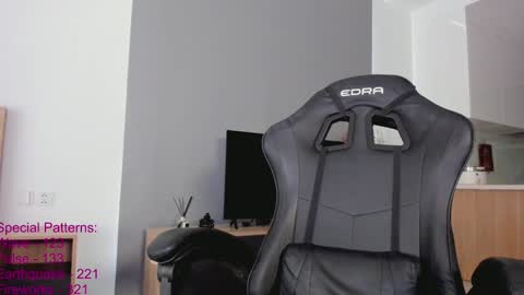 Snapshot of lindamei chatting on 02-02-25, 03:32 lindamei online show from 02-02-25, 03:32