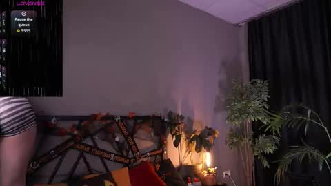 your Linda is back online show from 10-21-25, 04:24