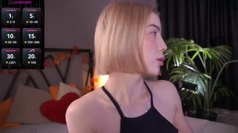 your Linda is back online show from 11-28-25, 04:37