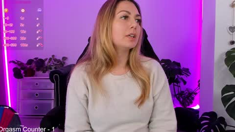 Linda  --  online show from 01-07-25, 09:25