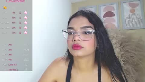 Snapshot of lindsay_sweet24 chatting on 12-05-24, 08:11 ana online show from 12-05-24, 08:11