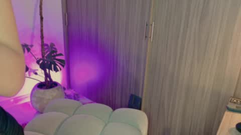 Snapshot of lindseymoss_ chatting on 01-09-26, 01:08 Lindsey Moss online show from 01-09-26, 01:08