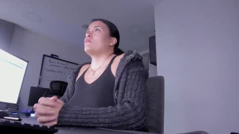 Lindsy online show from 02-11-25, 10:18