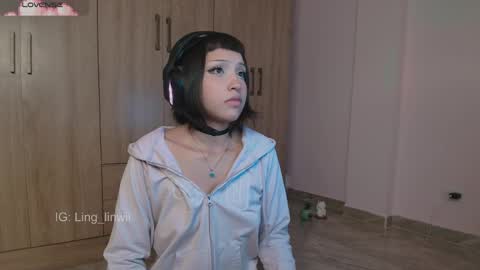 Ling online show from 05-30-26, 01:35