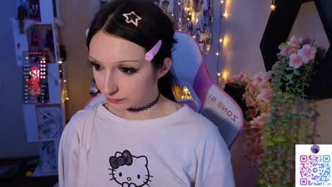 Snapshot of liniq chatting on 02-08-25, 09:57 Lina online show from 02-08-25, 09:57