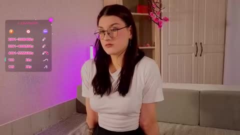 Snapshot of linna4kiss chatting on 09-09-25, 04:06 Linna online show from 09-09-25, 04:06