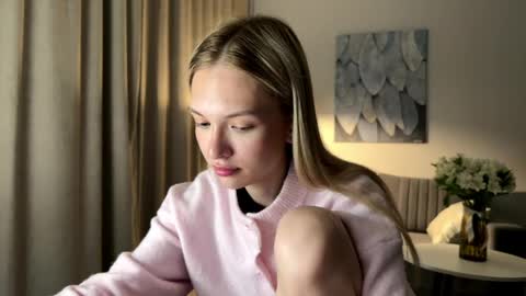 Emma online show from 04-17-26, 05:38