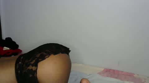 Snapshot of linniecarol chatting on 11-05-25, 03:45 Linniecarol online show from 11-05-25, 03:45