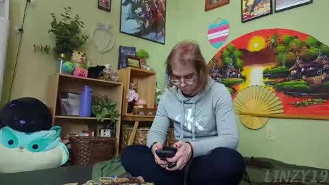 Snapshot of linzy19 chatting on 02-22-25, 09:59 Linzy19 online show from 02-22-25, 09:59