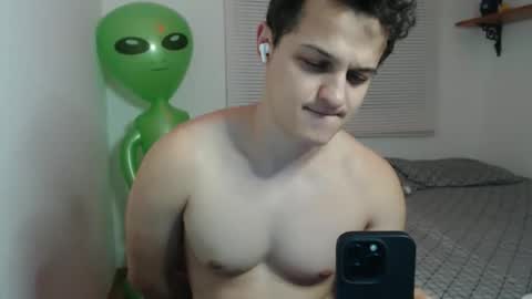 Snapshot of lioncluess chatting on 01-09-26, 08:54 Lion Cluess online show from 01-09-26, 08:54