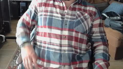 Daddy Lion online show from 12-19-24, 08:34