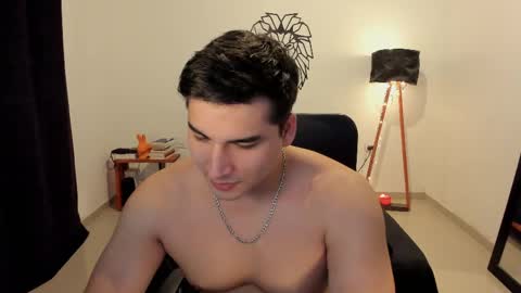 Snapshot of lionn_kingg chatting on 05-21-26, 05:14 Lion online show from 05-21-26, 05:14