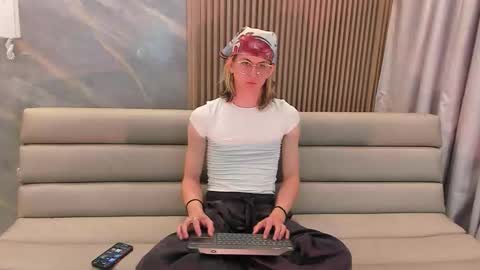 Lior evan online show from 11-21-25, 11:31
