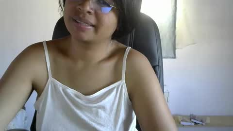 Liora selenex online show from 04-29-26, 04:27
