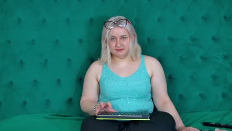 LioraArdyn online show from 04-09-26, 07:25