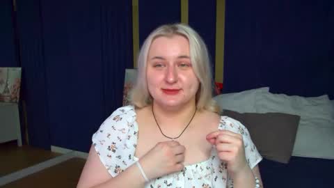 LioraArdyn online show from 04-13-26, 05:24