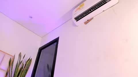 Snapshot of liorah_wolf chatting on 02-06-26, 08:12 Liorah wolf online show from 02-06-26, 08:12