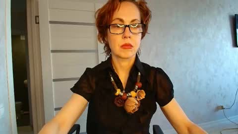 Liora Weiss online show from 04-29-26, 09:35