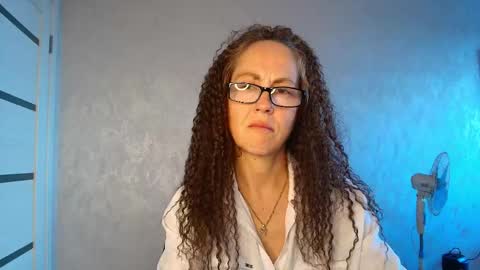 Liora Weiss online show from 06-03-26, 02:33