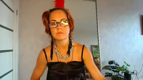 Liora Weiss online show from 07-17-26, 08:32