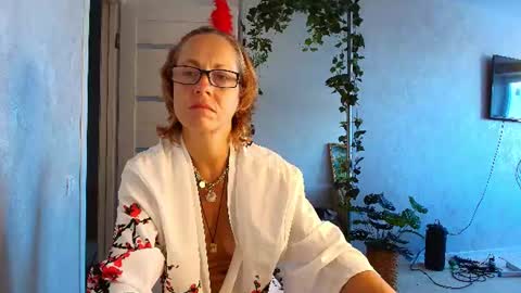 Liora Weiss online show from 07-21-26, 08:05
